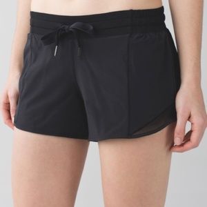 Lululemon - Black Hotty Hot Shorts